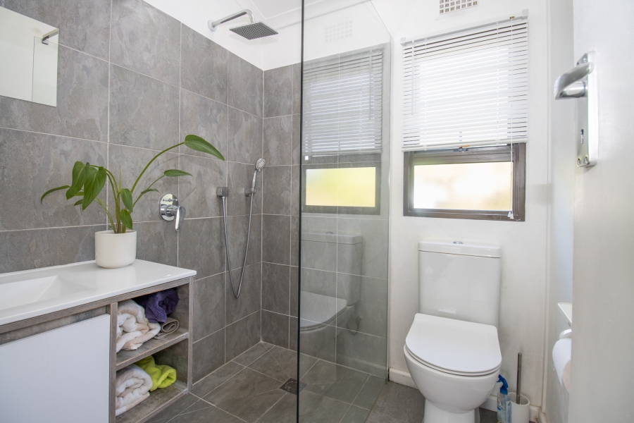 To Let 2 Bedroom Property for Rent in Fish Hoek Western Cape